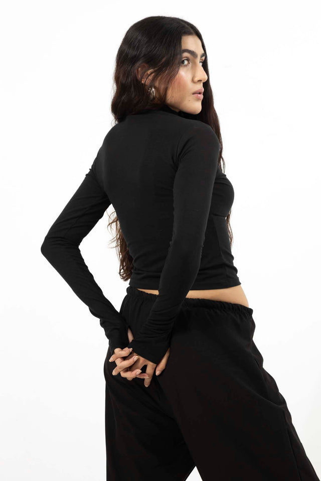TURTLENECK TOP