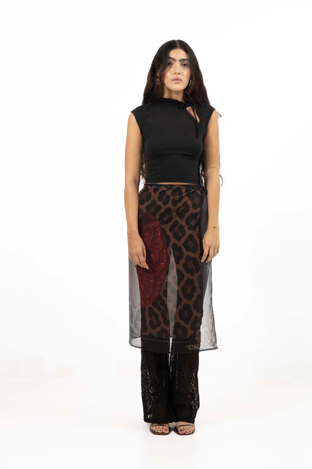 scarf en chifón con animal print eleva cualquier look con estilo y actitud. Ideal para climas cálidos y outfits versátiles bandana pañuelo