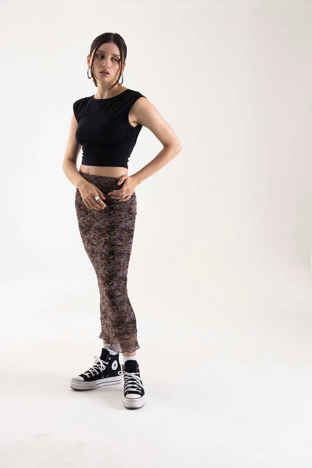 OLIVIA CROP