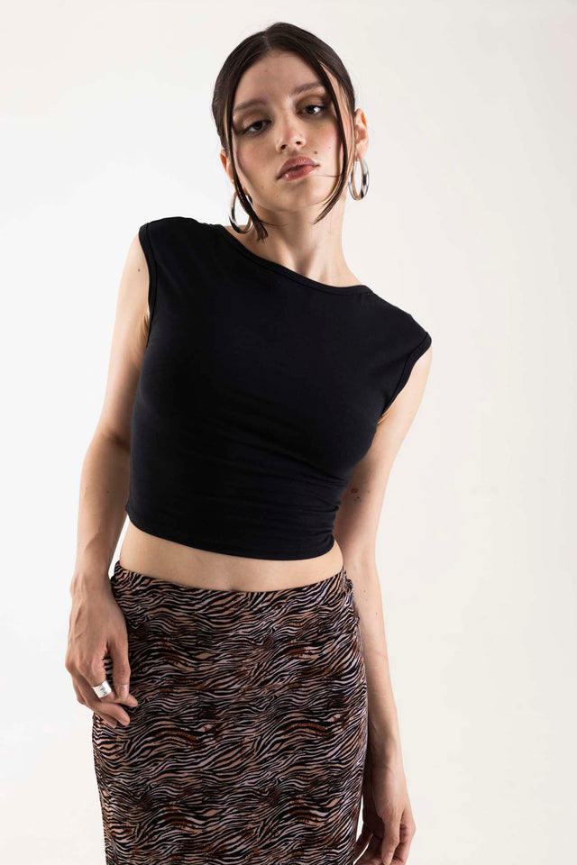 OLIVIA CROP