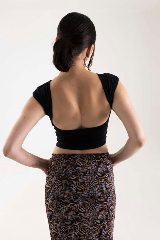 OLIVIA CROP