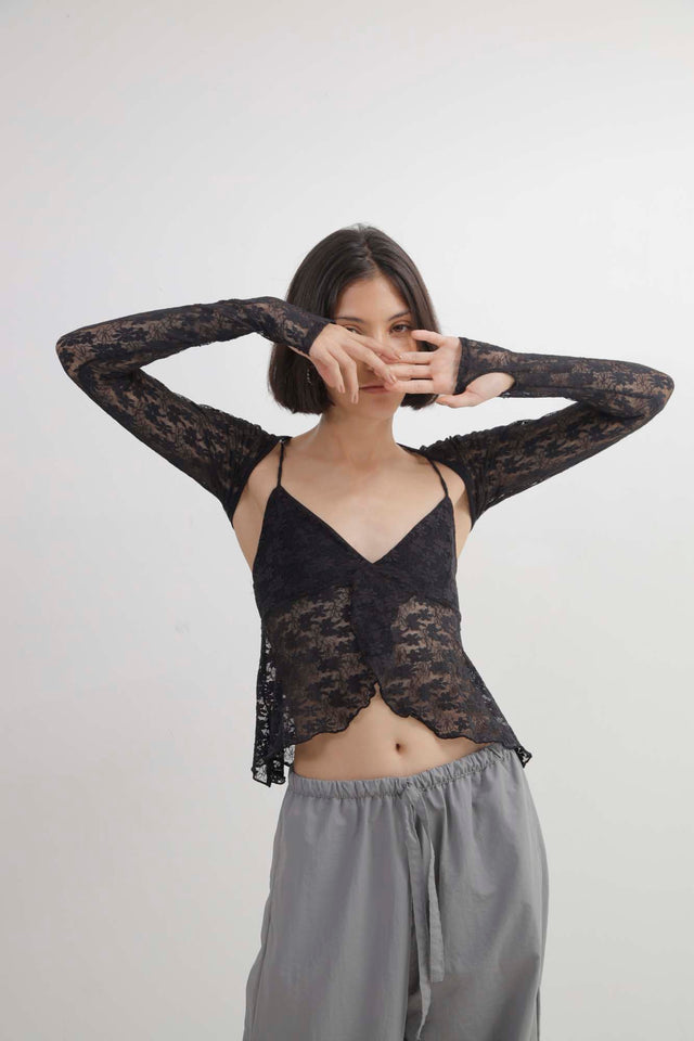 INARA LACE MANGAS