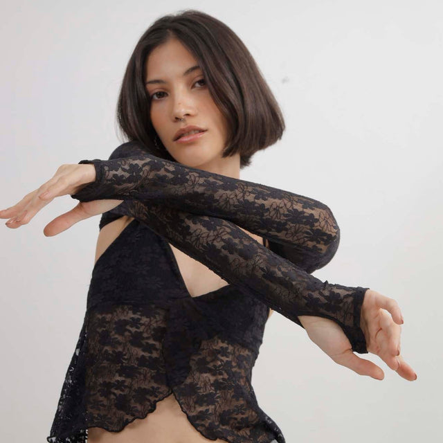 INARA LACE MANGAS