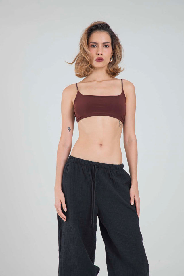 ESSENTIAL BROWN DAILY TOP