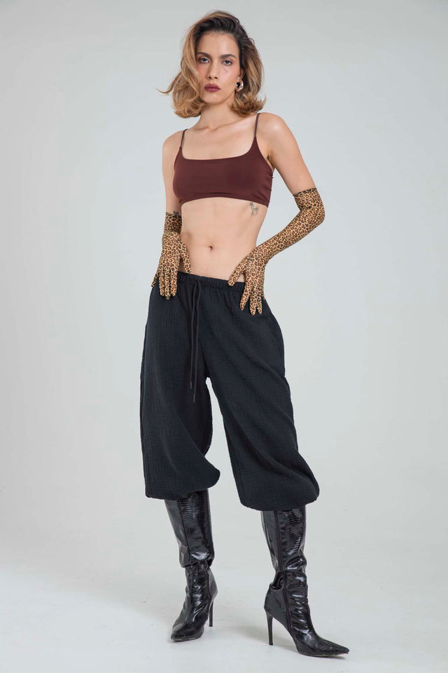 ESSENTIAL BROWN DAILY TOP