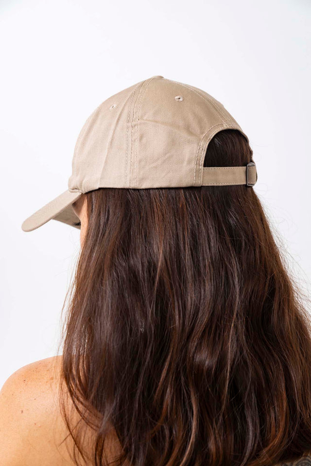 LA BLOOM CAP