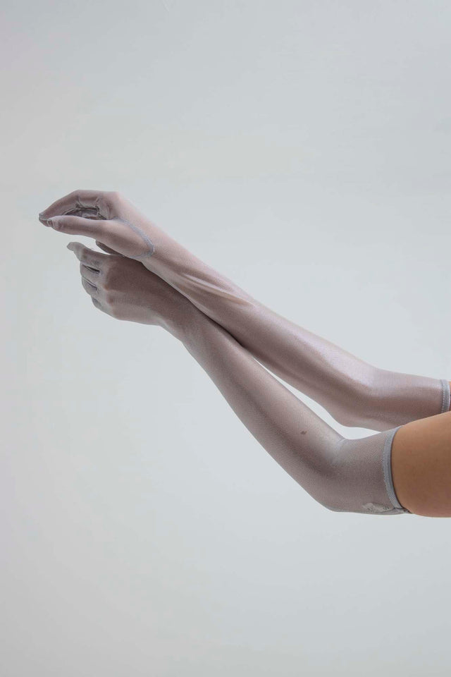 SILVER MESH GLOVES