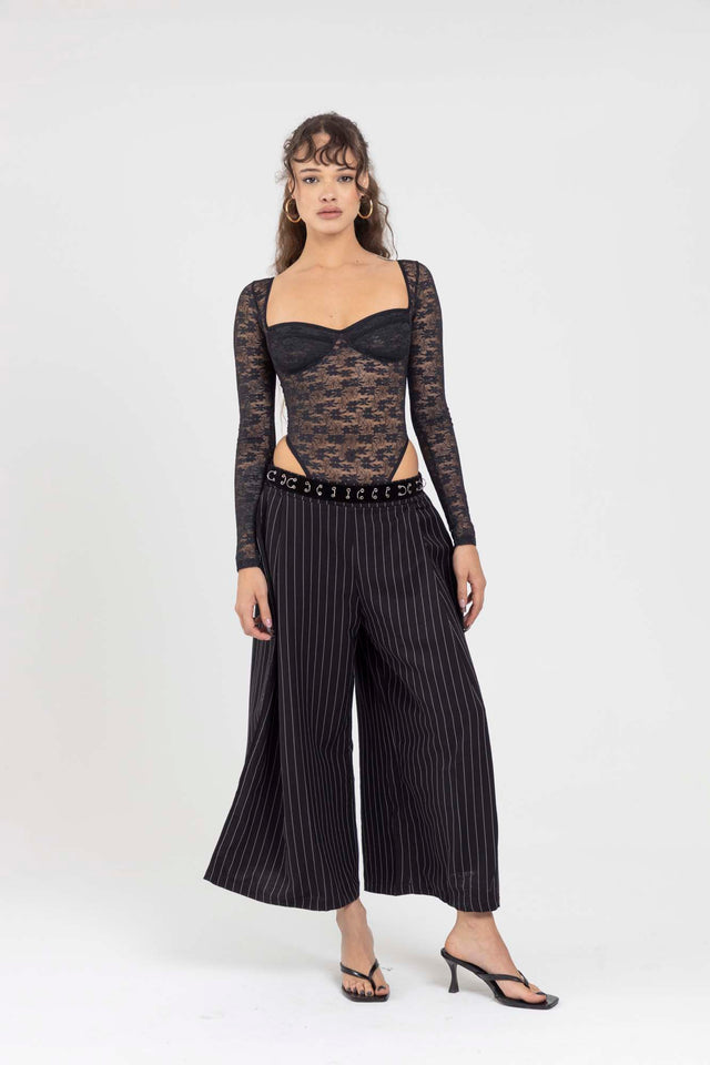 LACE BLACK BODYSUIT
