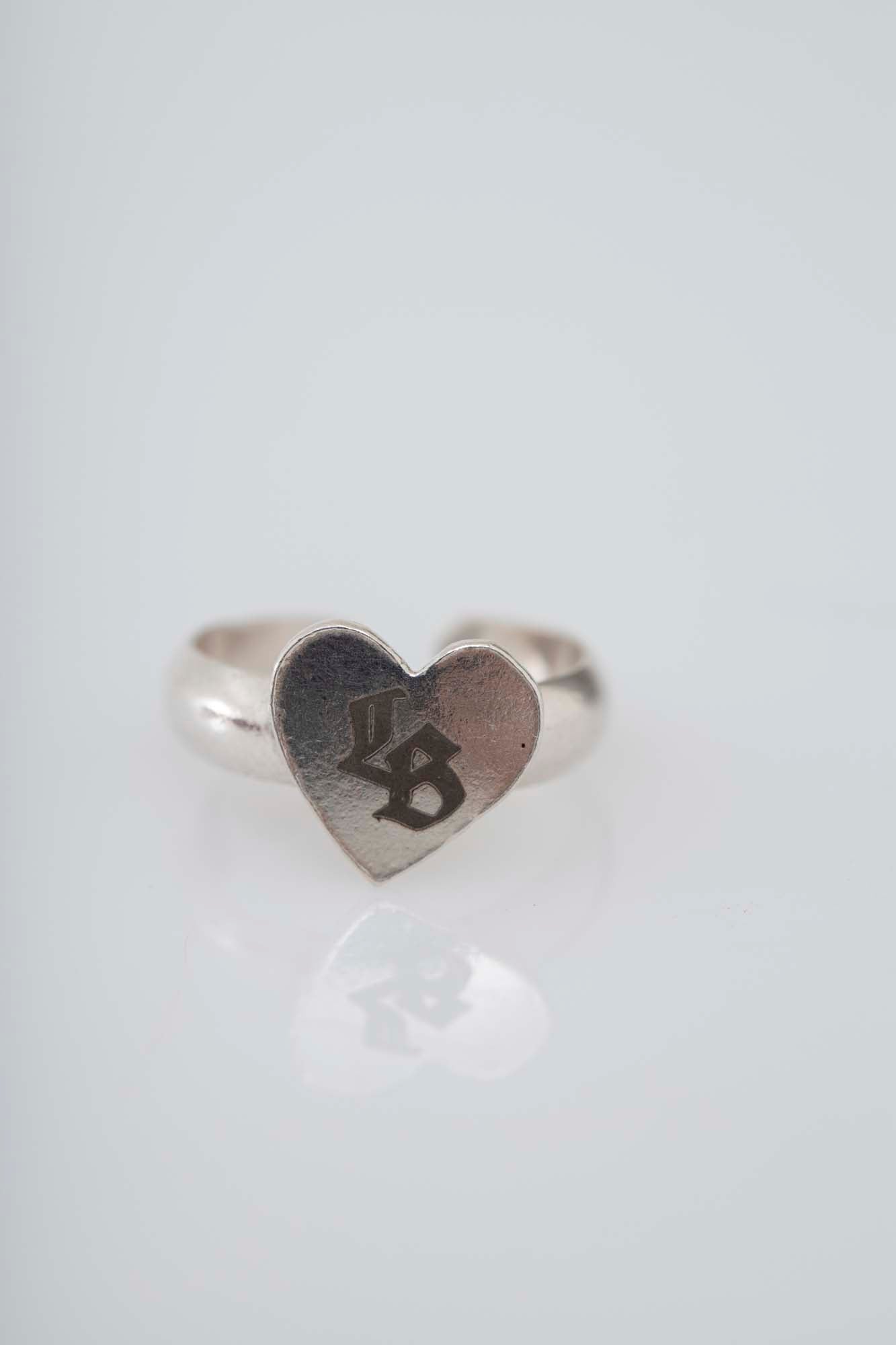 Heart ring